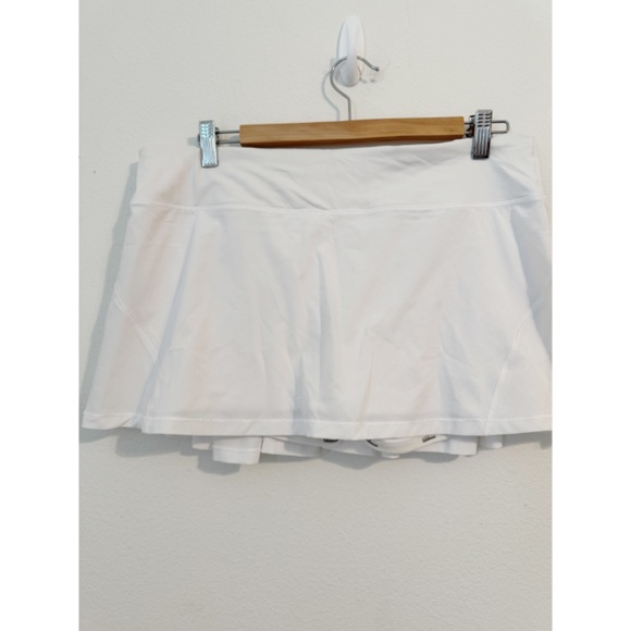 Lululemon Circuit Breaker Pleated White Mini Skirt 10 RARE - Picture 3 of 6